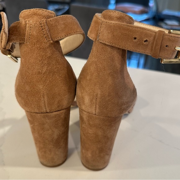Nine West suede camel colored heels. - Picture 3 of 4